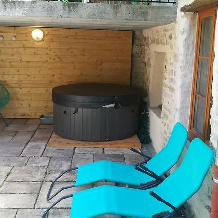 Gite "La Percee Des Lacs" Châtillon エクステリア 写真